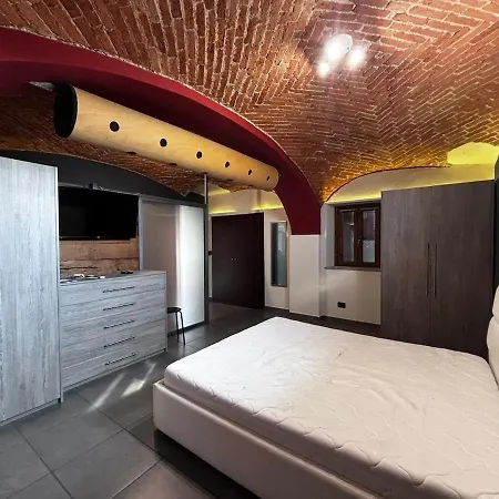 Apartament Mam Recording *