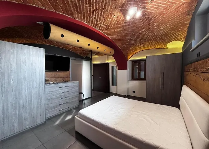 Apartment Mam Recording *