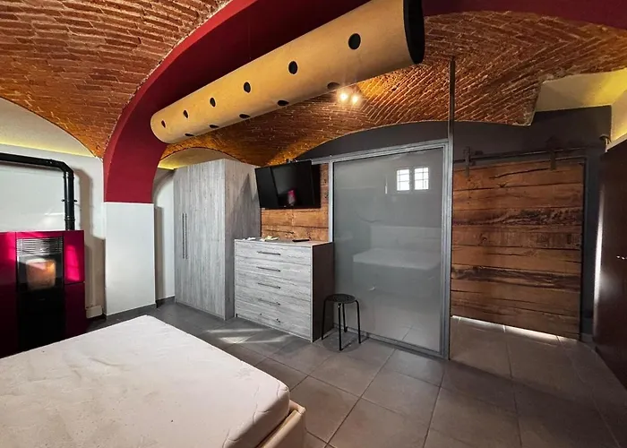 Apartment Mam Recording